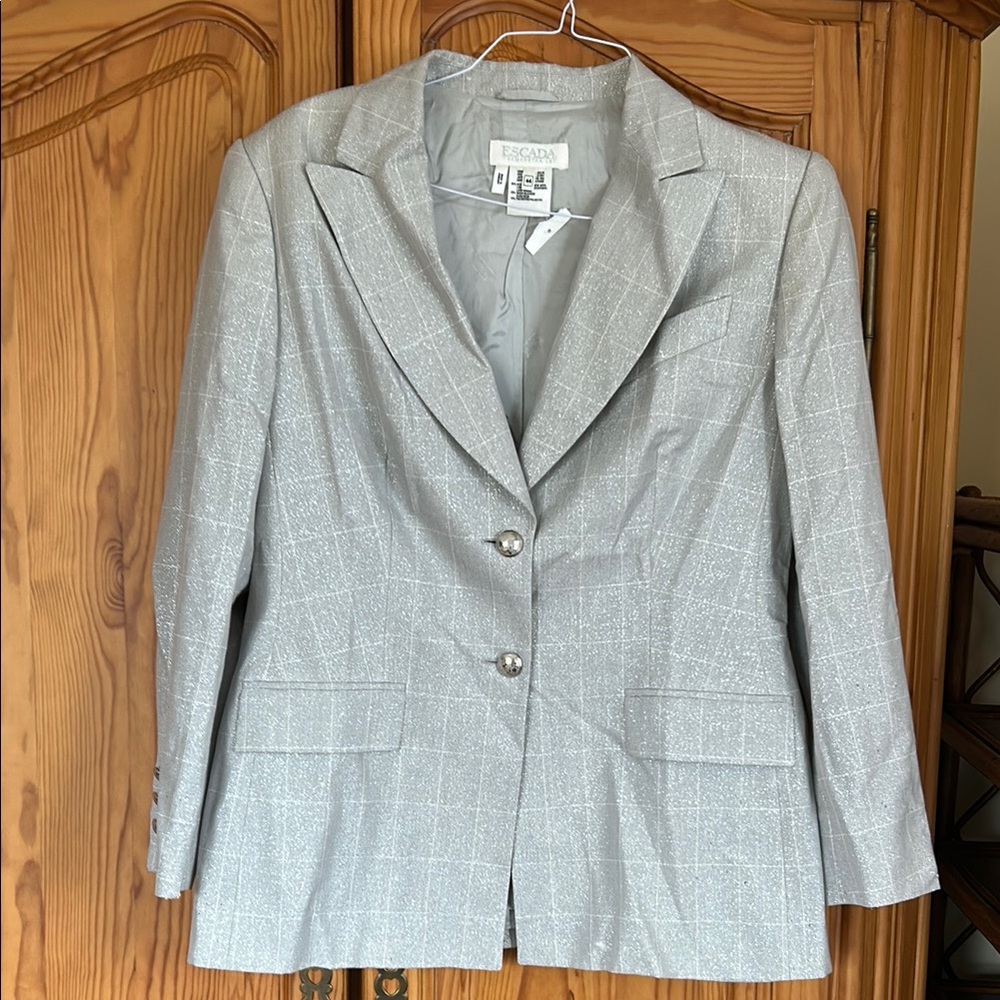 Escada Gray Blazer Classic Tailored Style